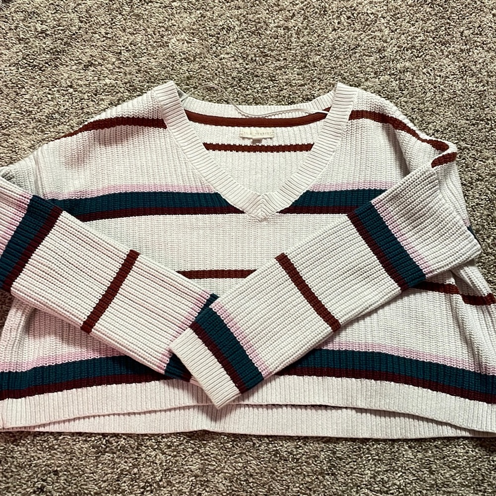 Colorful striped La heart cropped sweater
